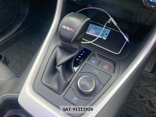 Toyota RAV4 2021-11 7980825-22