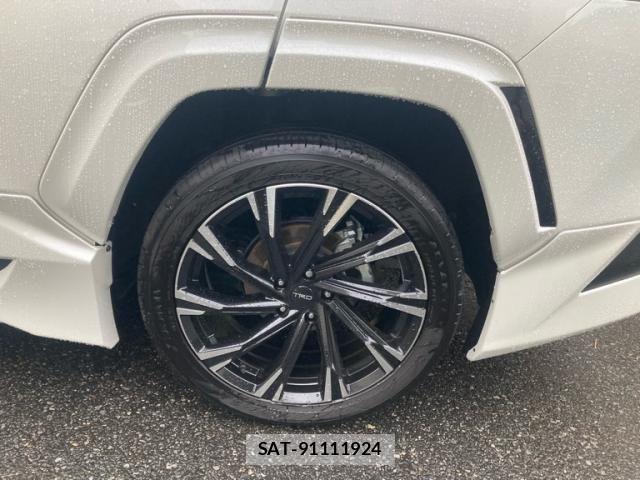 Toyota RAV4 2021-11 7980825-6
