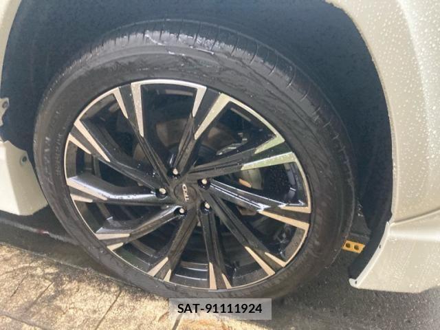 Toyota RAV4 2021-11 7980825-8