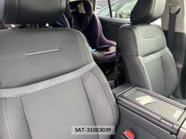 Toyota RAV4 2026-03 7980815-15