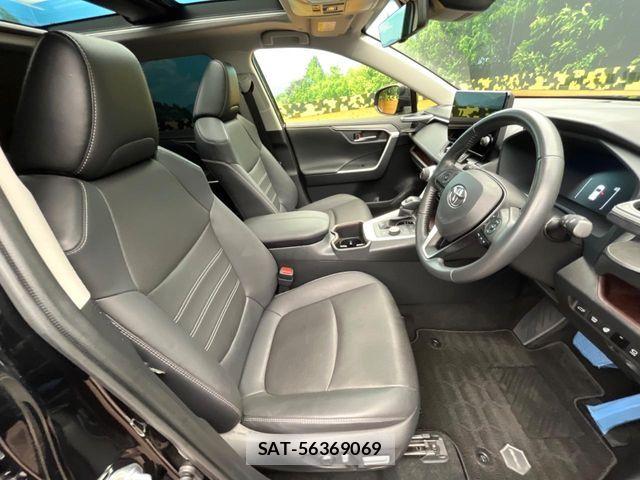 Toyota RAV4 2024-01 7980818-7