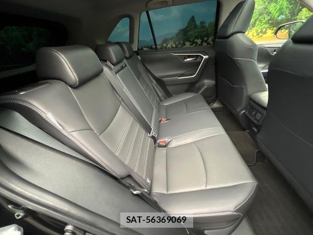 Toyota RAV4 2024-01 7980818-8