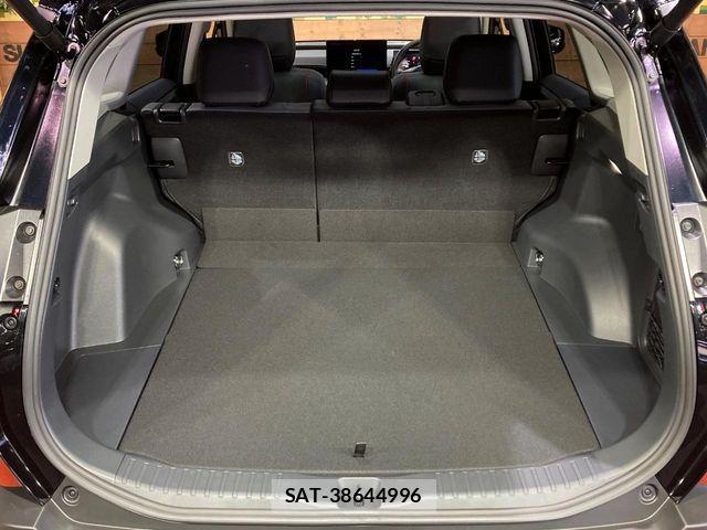 Toyota RAV4 2026-06 7980813-10