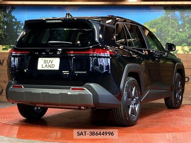 Toyota RAV4 2026-06 7980813-16