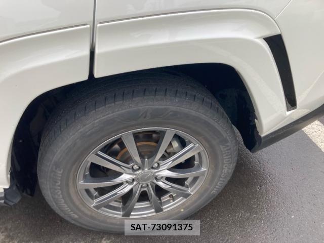 Toyota RAV4 2019-04 7980827-11