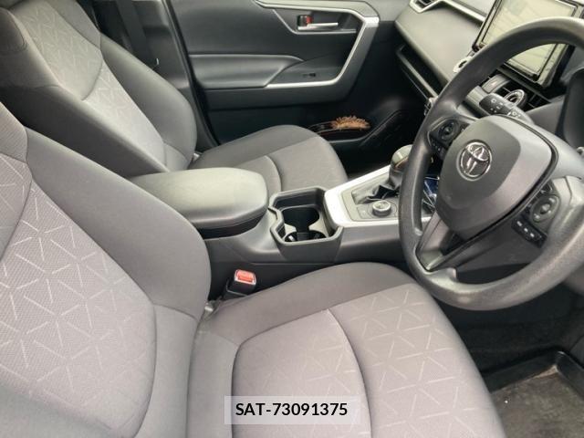 Toyota RAV4 2019-04 7980827-16