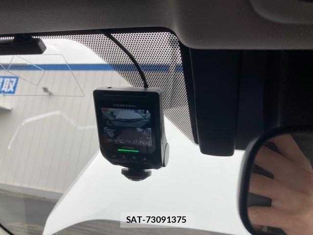 Toyota RAV4 2019-04 7980827-24