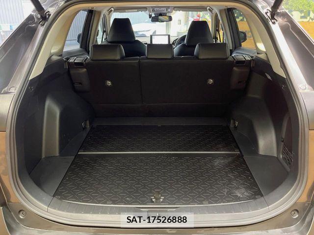 Toyota RAV4 2020-10 8037896-9
