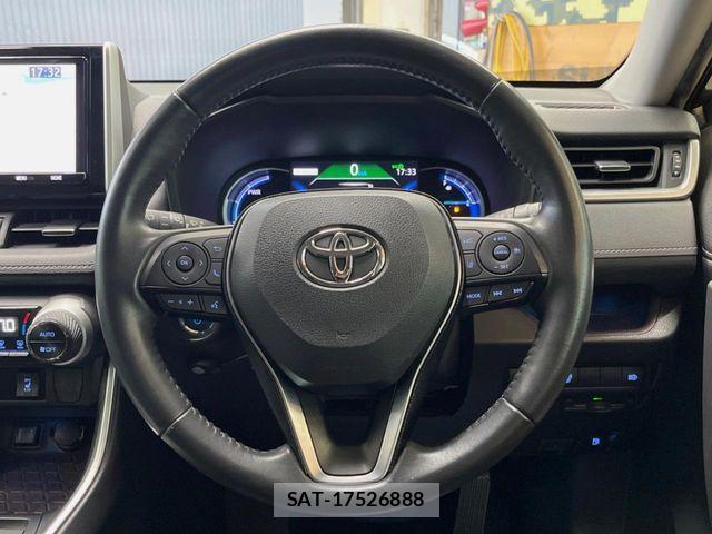 Toyota RAV4 2020-10 8037896-10