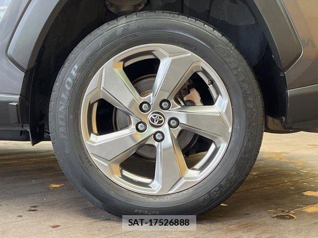 Toyota RAV4 2020-10 8037896-12