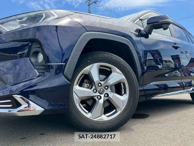 Toyota RAV4 2019-06 8037899-12