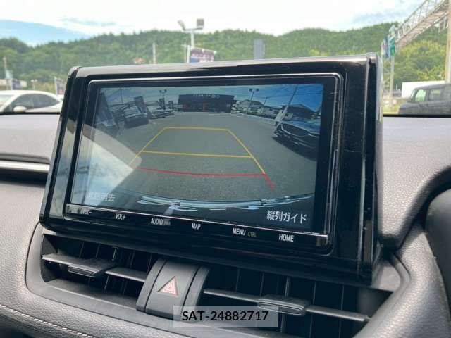 Toyota RAV4 2019-06 8037899-1