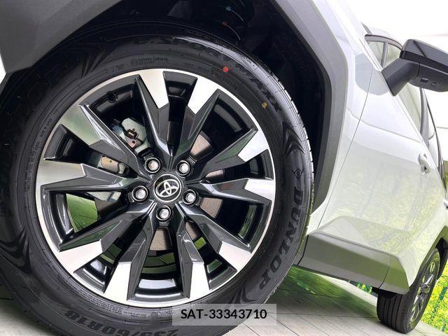 Toyota RAV4 2026-06 8037888-12