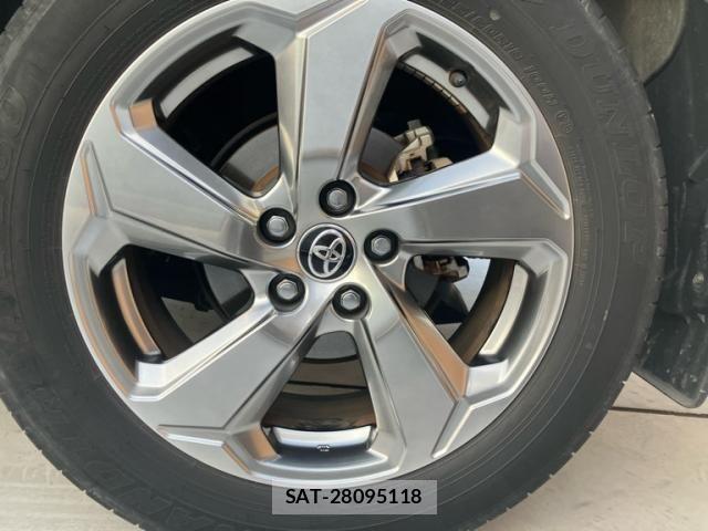 Toyota RAV4 2020-12 8037898-7