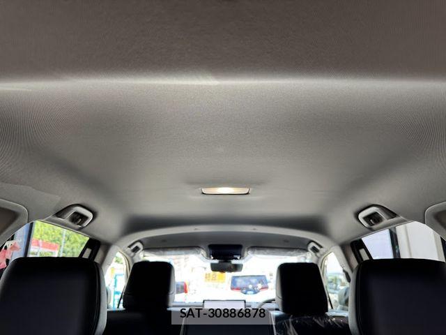 Toyota RAV4 2026-06 8037887-13