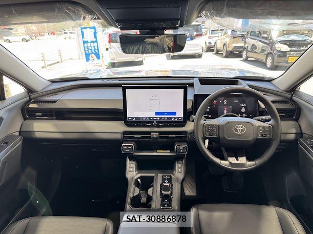 Toyota RAV4 2026-06 8037887-1