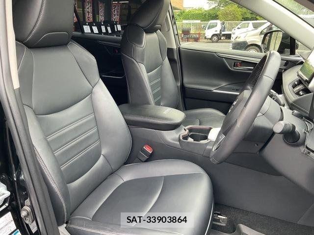 Toyota RAV4 2019-11 8037897-8