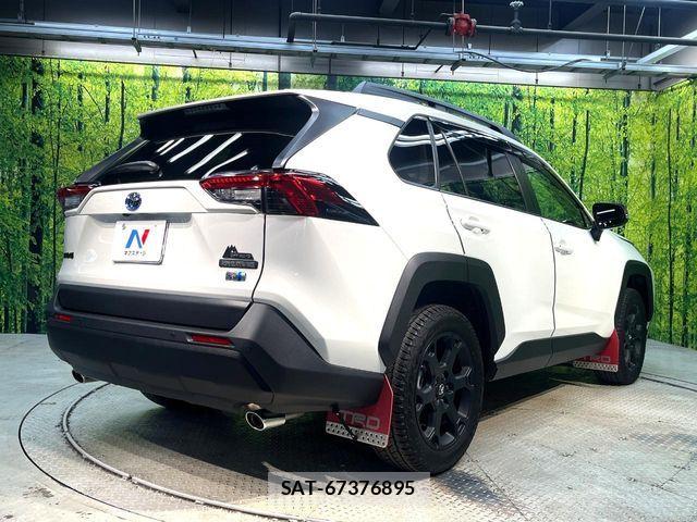 Toyota RAV4 2024-10 8037889-16