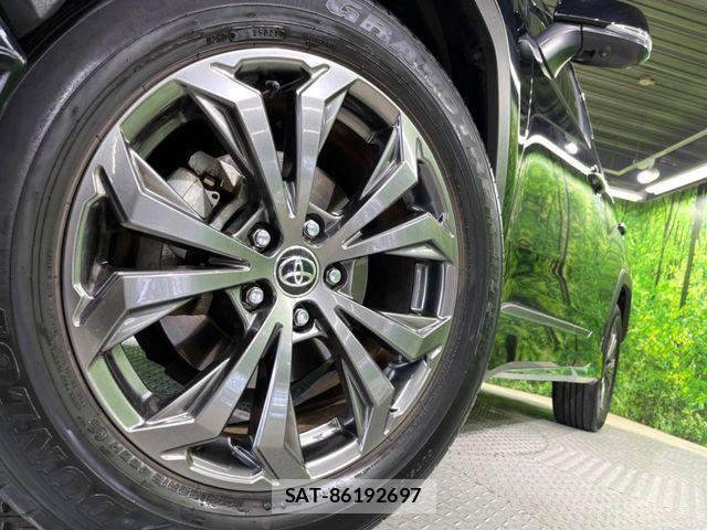 Toyota RAV4 2022-02 8075325-14