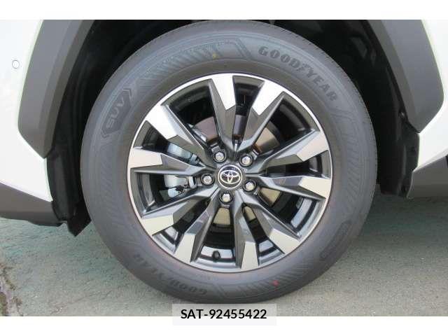 Toyota RAV4 2026-04 8075318-15