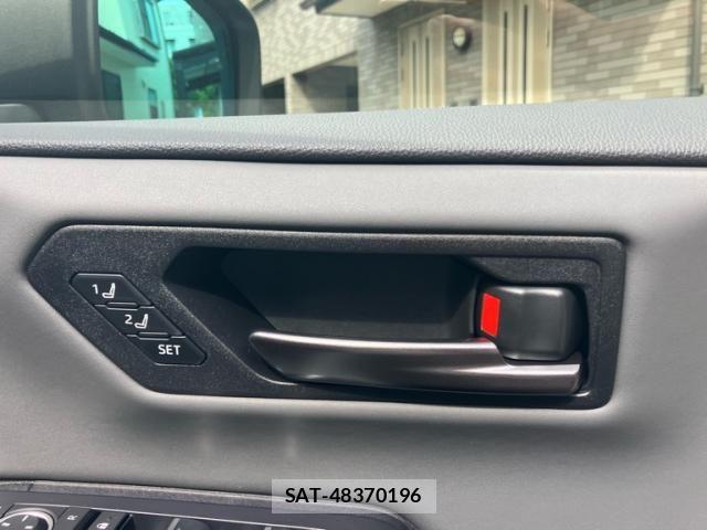 Toyota RAV4 2026-05 8075319-12