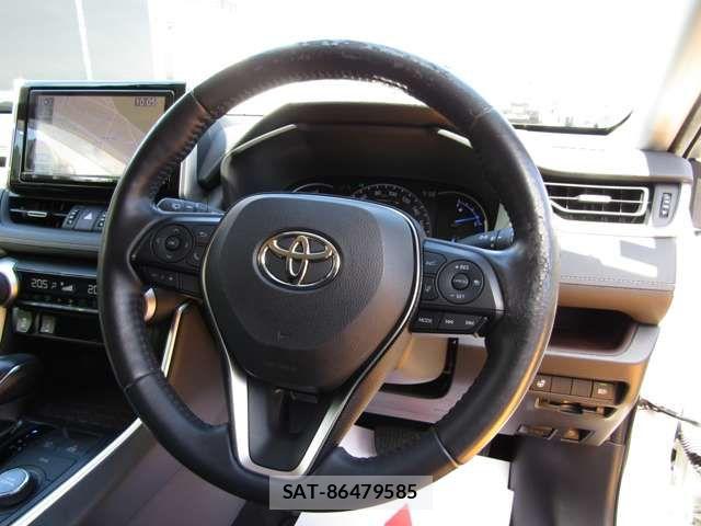 Toyota RAV4 2019-06 8075327-13