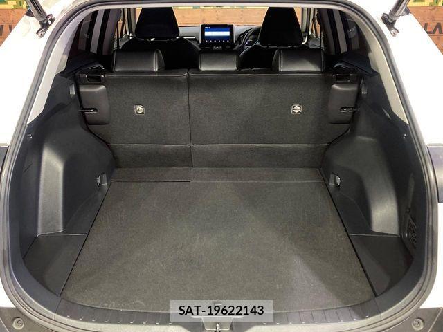 Toyota RAV4 2021-07 8075326-10