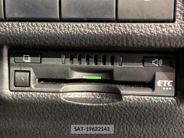 Toyota RAV4 2021-07 8075326-6