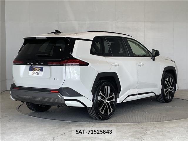 Toyota RAV4 2026-06 8075317-1