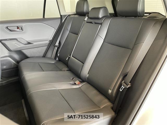 Toyota RAV4 2026-06 8075317-28