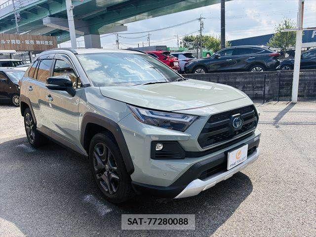 Toyota RAV4 2022-09 8101546-15