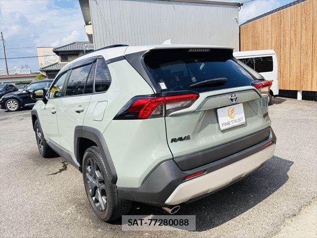 Toyota RAV4 2022-09 8101546-19