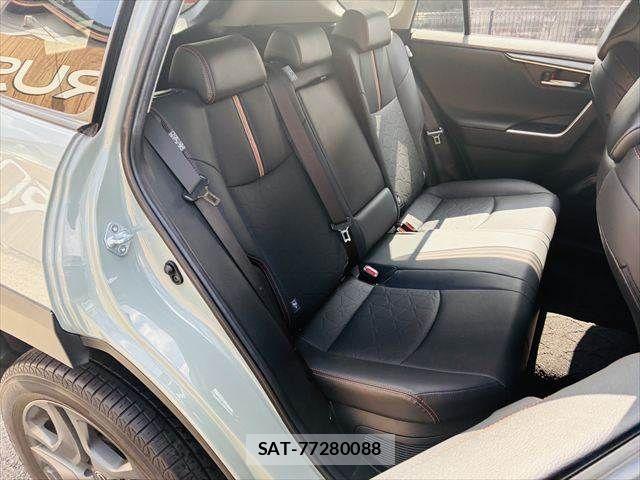 Toyota RAV4 2022-09 8101546-8