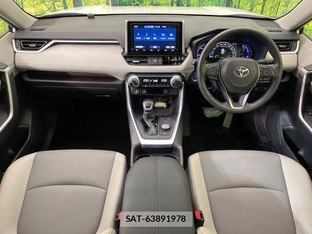 Toyota RAV4 2020-03 8101549-1