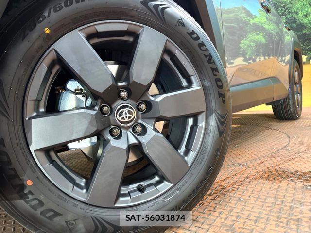 Toyota RAV4 2026-06 8101540-12