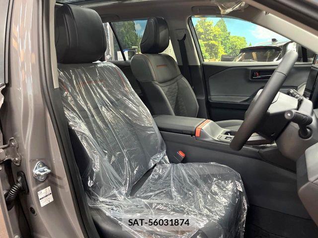 Toyota RAV4 2026-06 8101540-7