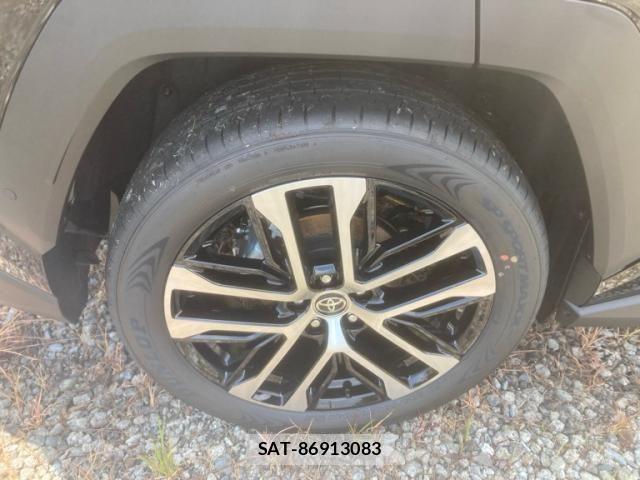 Toyota RAV4 2026-06 8101544-11