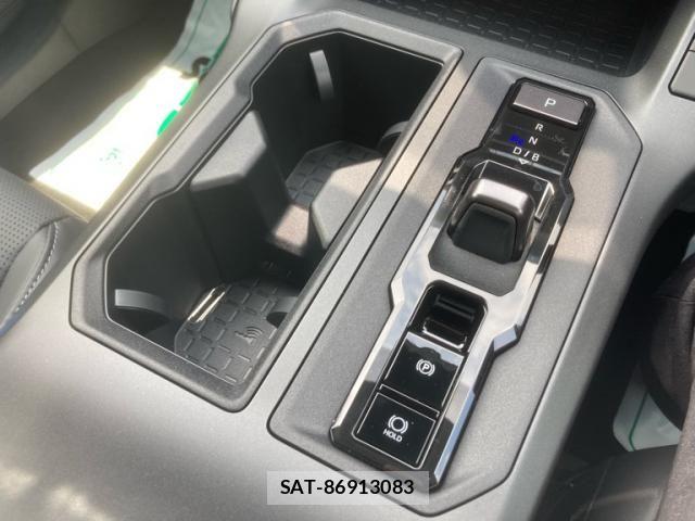 Toyota RAV4 2026-06 8101544-22