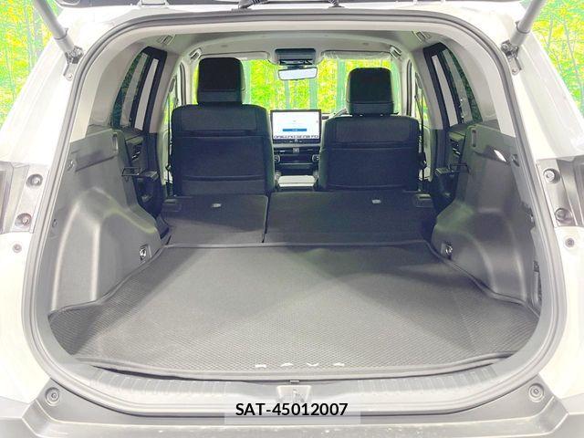 Toyota RAV4 2026-05 8101542-9