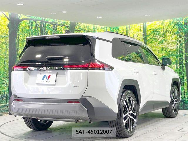 Toyota RAV4 2026-05 8101542-16