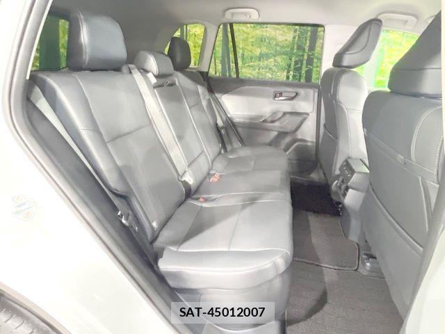 Toyota RAV4 2026-05 8101542-8