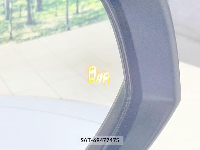 Toyota RAV4 2020-02 8101553-8