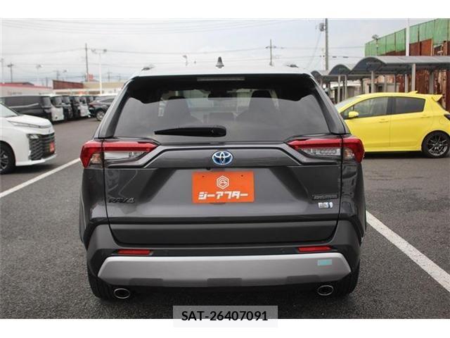 Toyota RAV4 2023-11 8101548-11