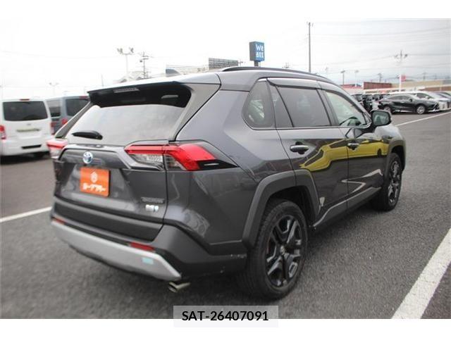 Toyota RAV4 2023-11 8101548-12
