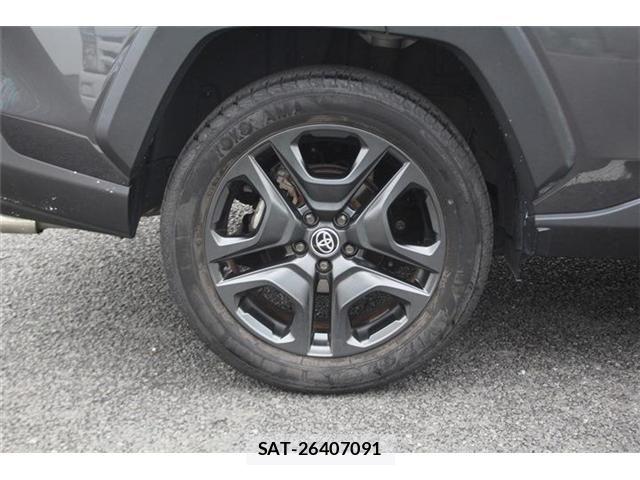 Toyota RAV4 2023-11 8101548-15