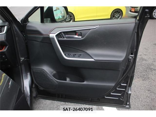 Toyota RAV4 2023-11 8101548-28