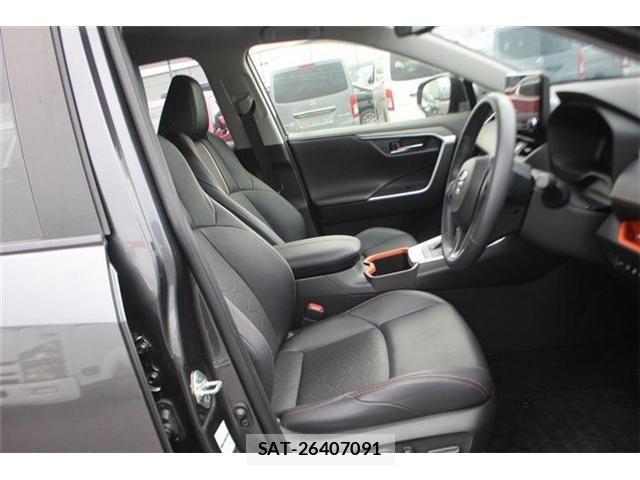 Toyota RAV4 2023-11 8101548-29