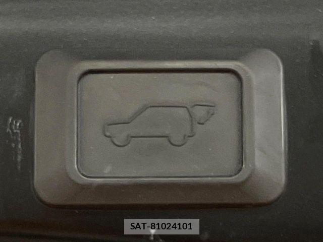 Toyota RAV4 2023-10 8101543-9