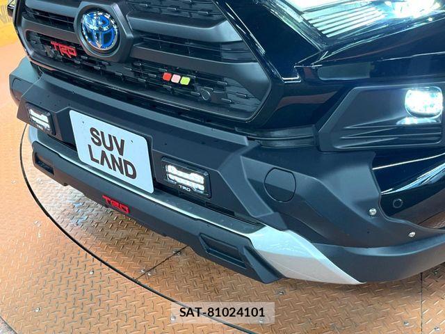 Toyota RAV4 2023-10 8101543-2
