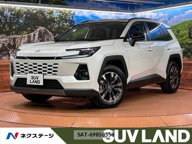 Toyota RAV4 2026-04 8132066-0